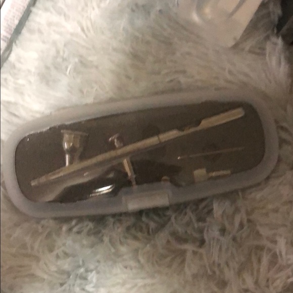 Temptu Pro Airbrush Machine - Picture 6 of 6